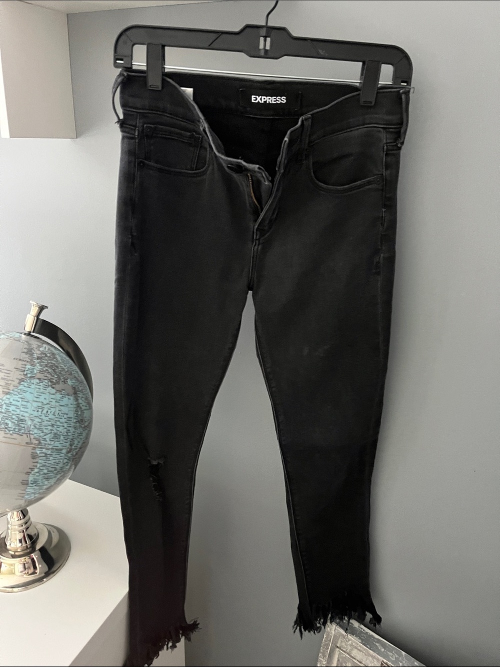 Express Black Frayed-Hem Ankle Skinny Jeans